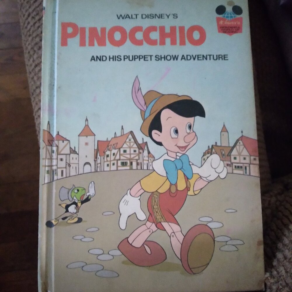 Vintage Disney Children's Book Pinocchio